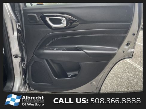 Used 2023 Jeep Compass High Altitude AWD/4WD image 18