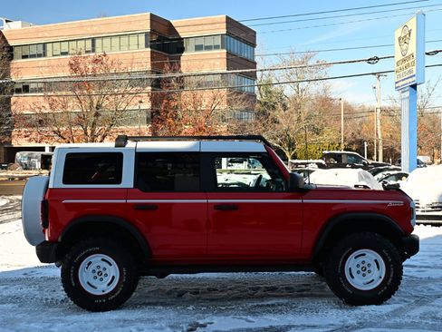 Used 2023 Ford Bronco Heritage Edition image 8