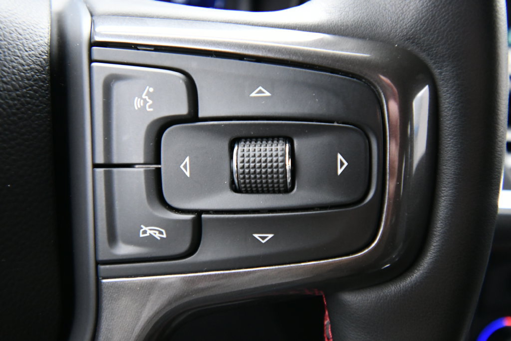 Used 2023 Chevrolet Tahoe RST AWD/4WD image 23