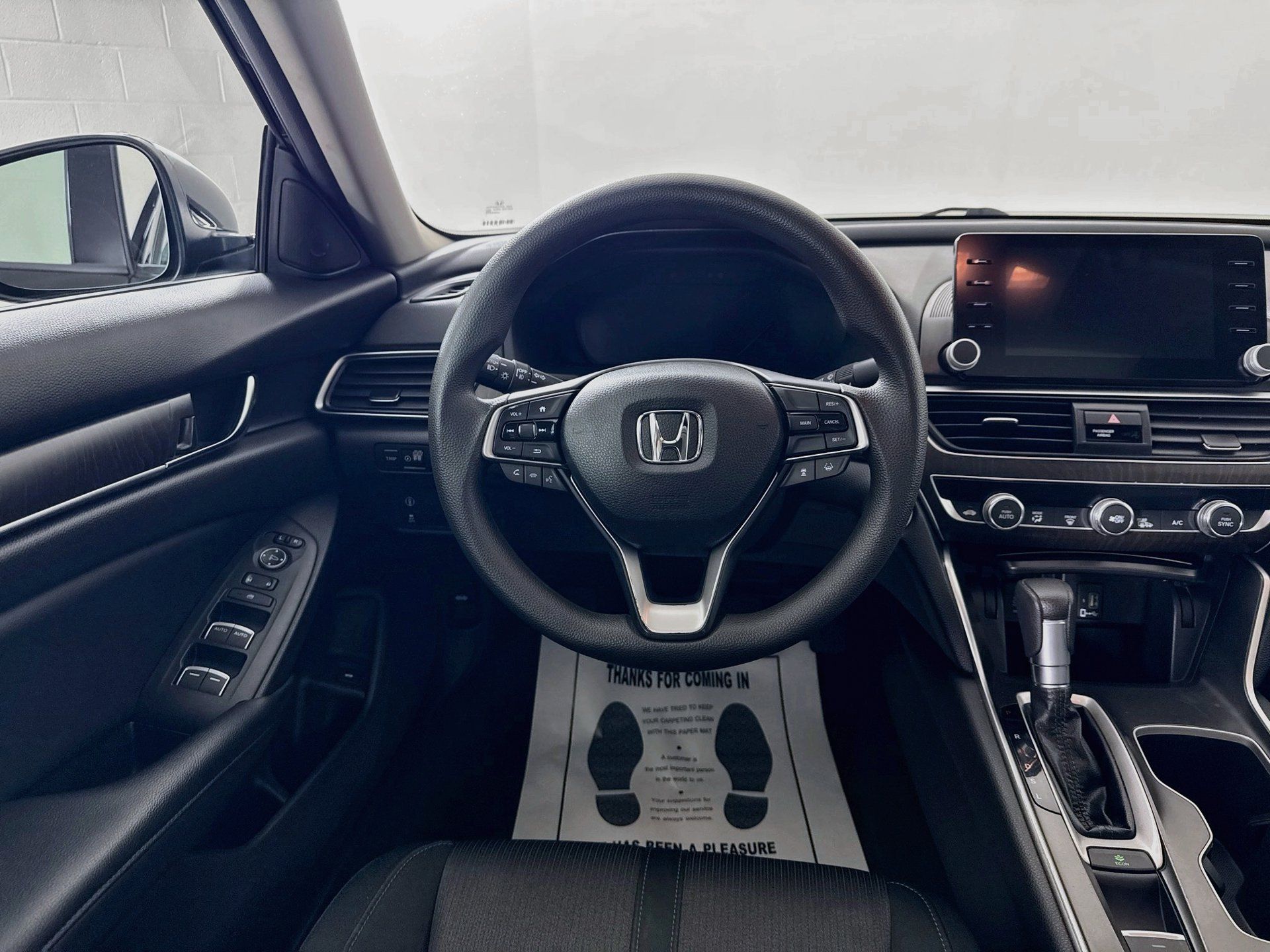 Used 2018 Honda Accord EX image 24