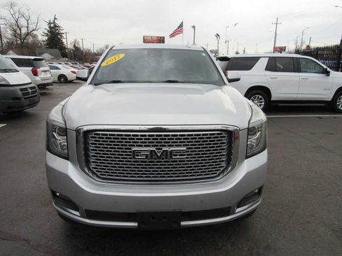 Used 2017 GMC Yukon Denali w/ Open Road Package image 2