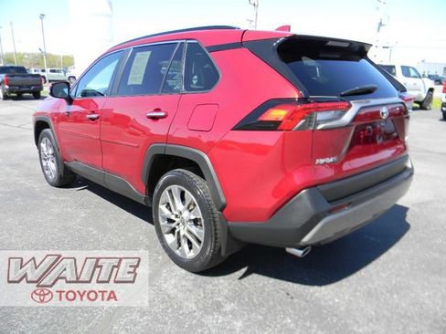 Used 2022 Toyota RAV4 Limited w/ Limited Grade Weather Package AWD/4WD image 5