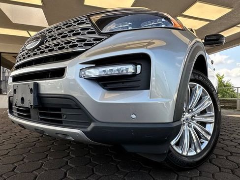 Used 2024 Ford Explorer Limited w/ Limited Technology Package AWD/4WD image 35