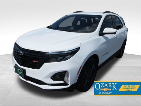 Certified 2024 Chevrolet Equinox RS FWD image 1