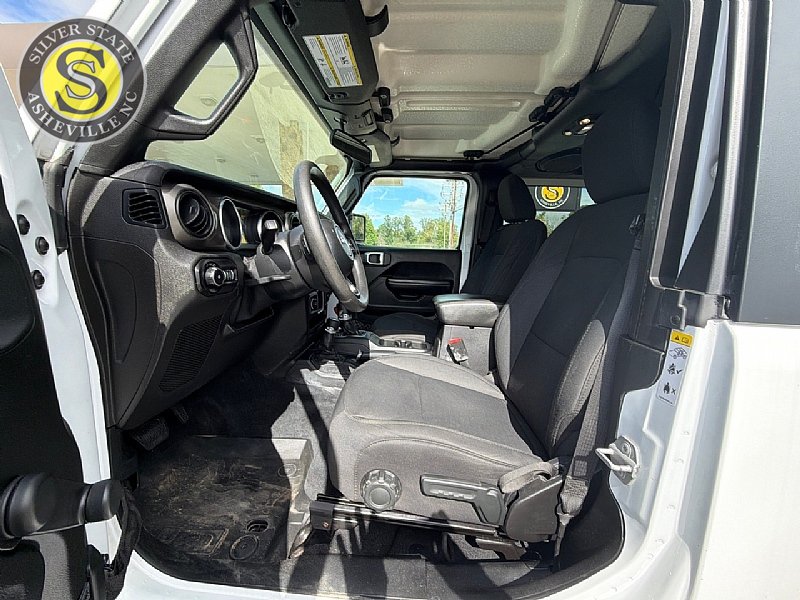 Used 2019 Jeep Wrangler Sport AWD/4WD image 11