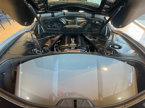 Used 2025 Chevrolet Corvette Z06 image 17