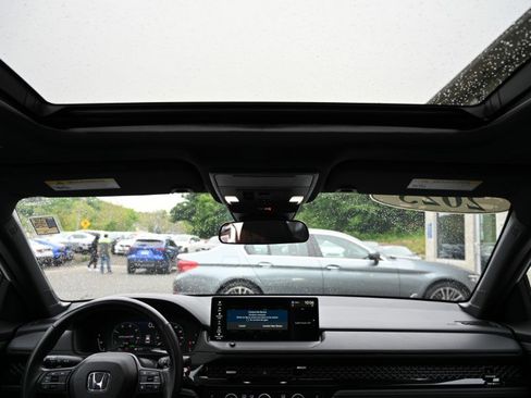 Used 2025 Honda Accord Sport image 14