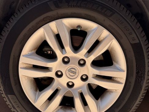 Used 2011 Nissan Altima 2.5 S w/ Convenience Pkg FWD image 28