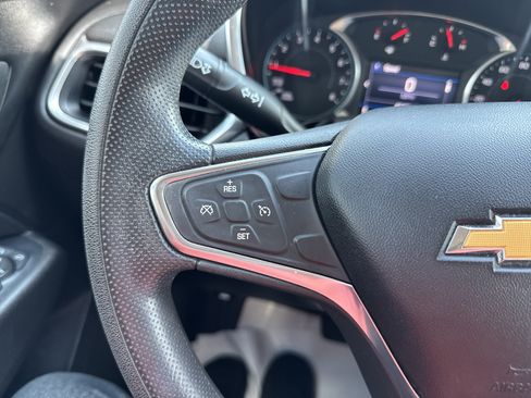Used 2019 Chevrolet Equinox LT w/ LT Appearance Package FWD image 12