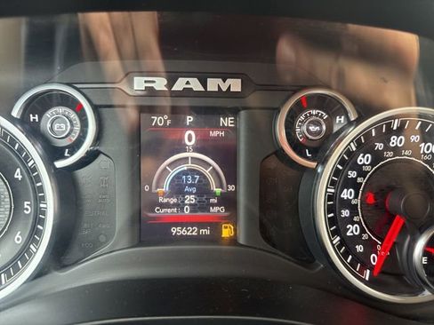 Used 2019 RAM 1500 Big Horn AWD/4WD image 45