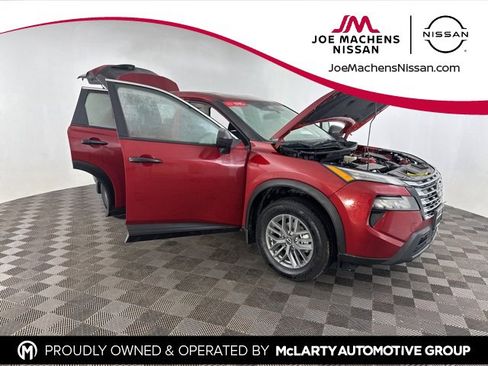 Certified 2025 Nissan Rogue S image 12