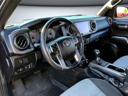 Used 2023 Toyota Tacoma TRD Off-Road w/ Technology Package image 17