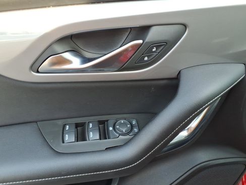 Used 2023 Chevrolet Blazer LT image 14