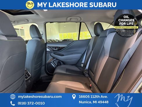 Certified 2025 Subaru Outback Onyx Edition AWD/4WD image 26