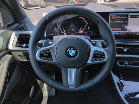 New 2026 BMW X5 xDrive40i w/ M Sport Package AWD/4WD image 25