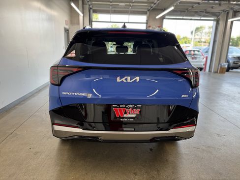 New 2026 Kia Sportage SX image 4