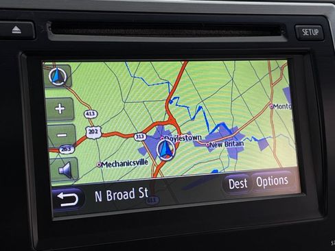 Used 2012 Toyota Camry XLE FWD image 3