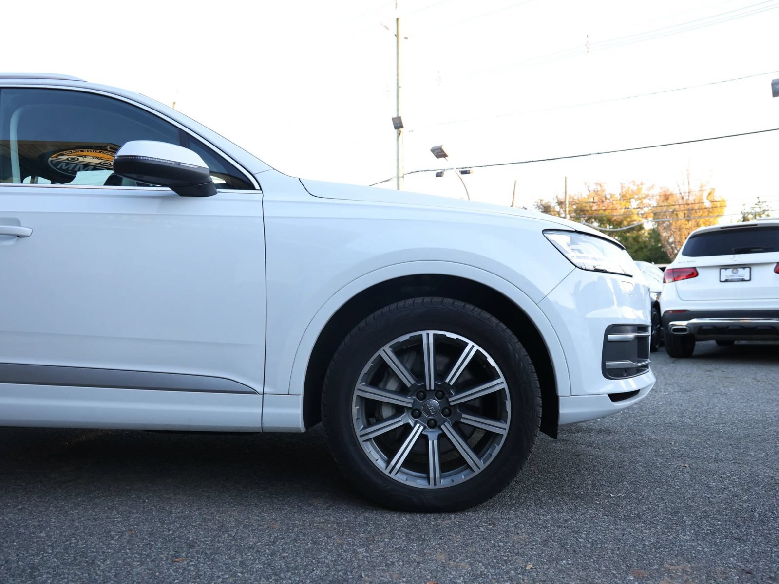 Used 2019 Audi Q7 3.0T Premium w/ Cold Weather Package AWD/4WD image 12