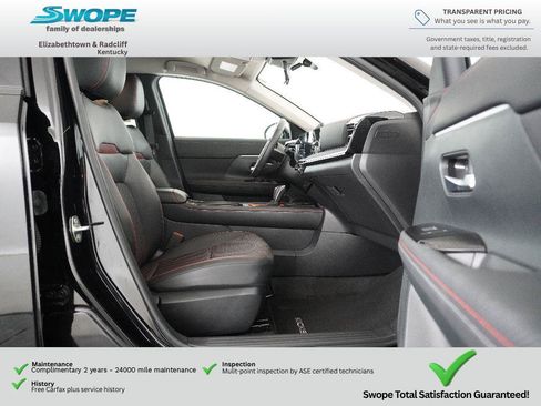 Used 2025 Nissan Kicks SR AWD/4WD image 11