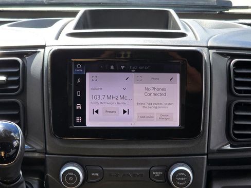 Used 2025 RAM ProMaster 2500 w/ Convenience Group image 28