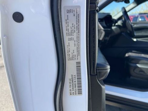 Used 2022 Jeep Grand Cherokee L Laredo AWD/4WD image 26