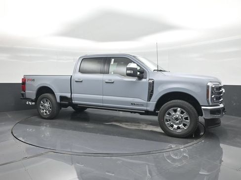New 2026 Ford F250 King Ranch w/ Chrome Package AWD/4WD image 11