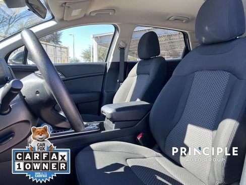 Used 2024 Kia Sportage LX image 15