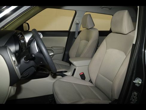 Used 2025 Kia Soul LX FWD image 22