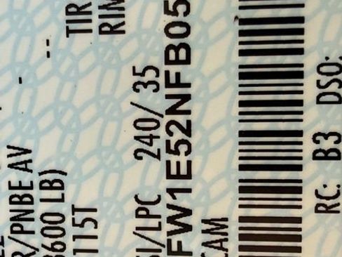 Used 2022 Ford F150 Lariat w/ Equipment Group 502A High image 34