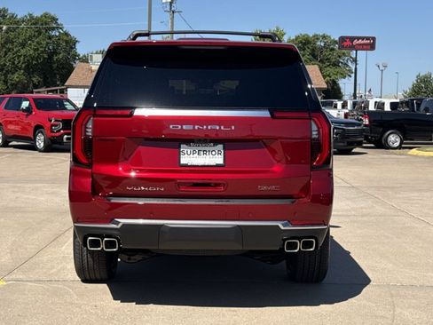 New 2026 GMC Yukon Denali w/ Denali Reserve Package AWD/4WD image 3