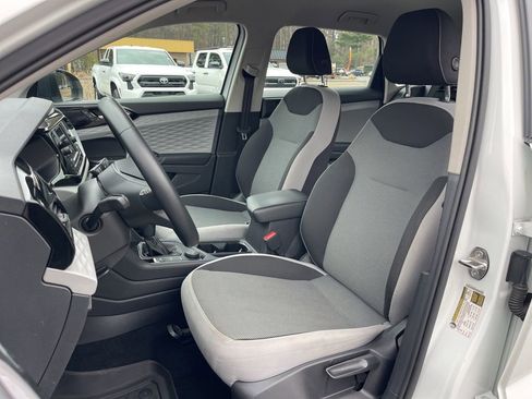 Used 2023 Volkswagen Taos S image 16