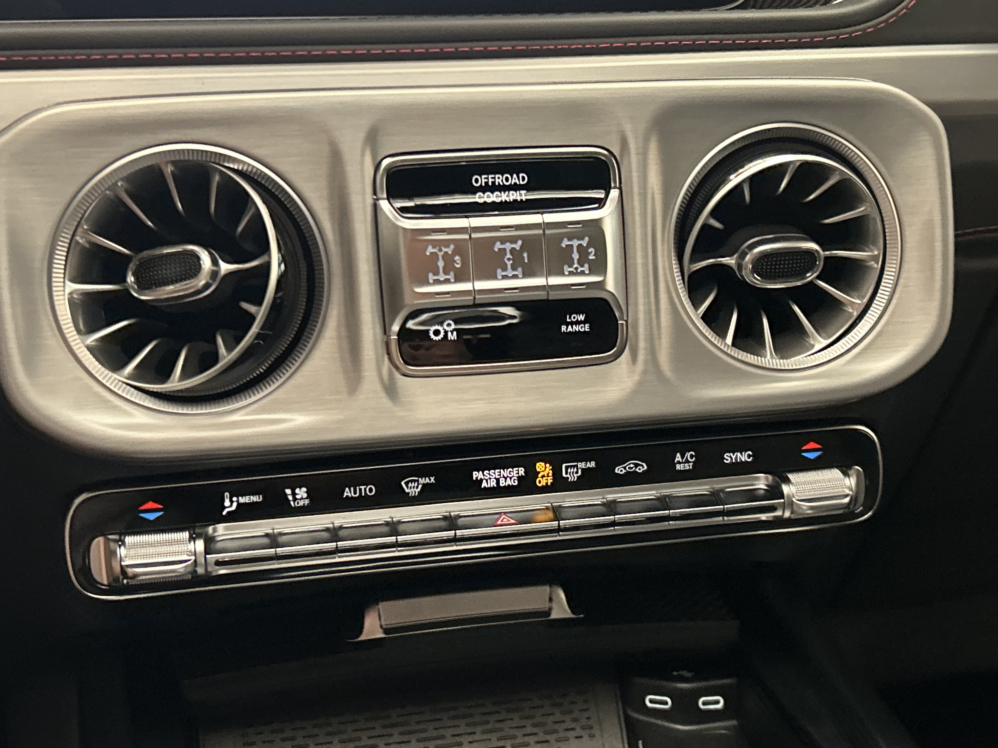 Certified 2026 Mercedes-Benz G 63 AMG 4MATIC image 33