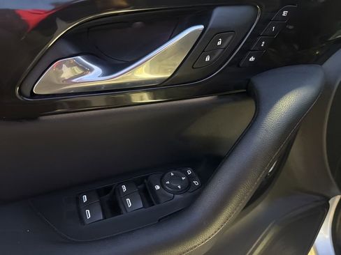 Used 2020 Chevrolet Blazer RS image 31