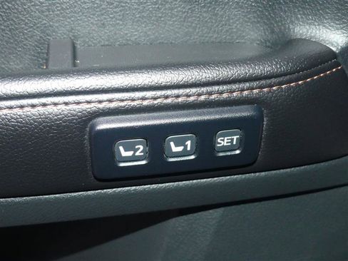 Used 2015 Toyota 4Runner Limited image 20