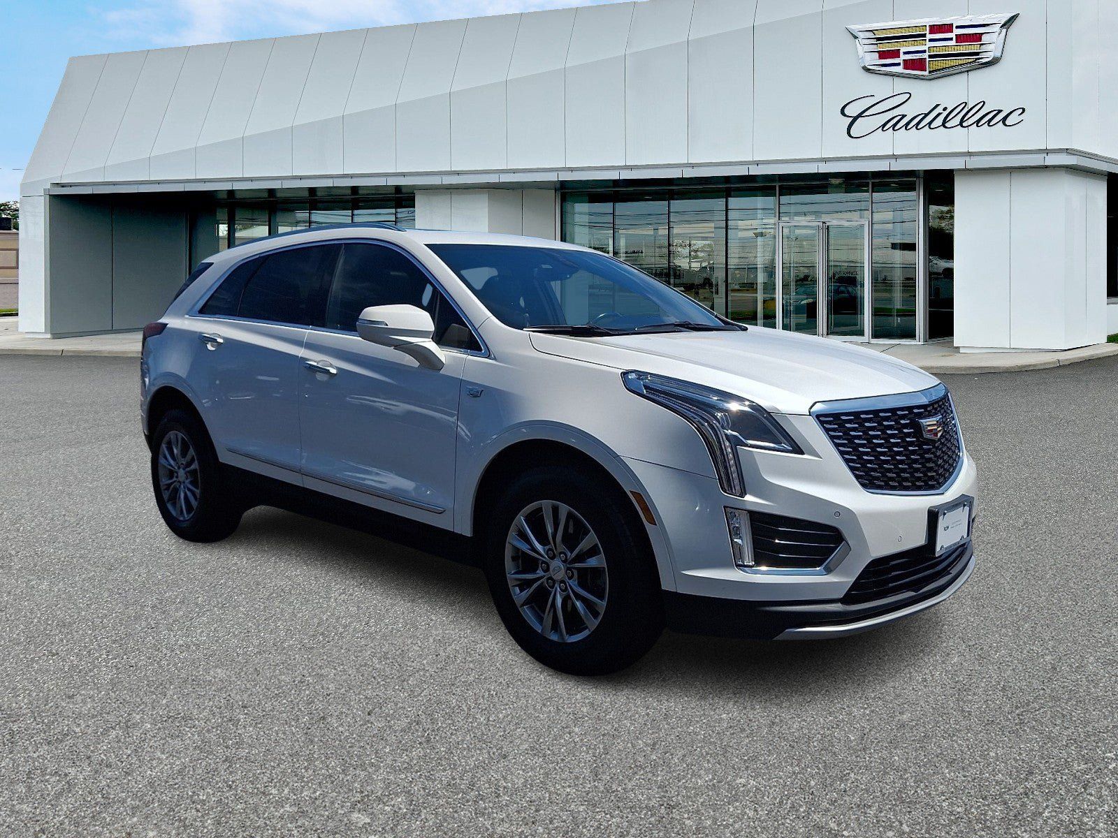 Certified 2022 Cadillac XT5 Premium Luxury AWD/4WD image 7