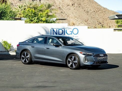 New 2025 Audi A5 2.0T Prestige image 4