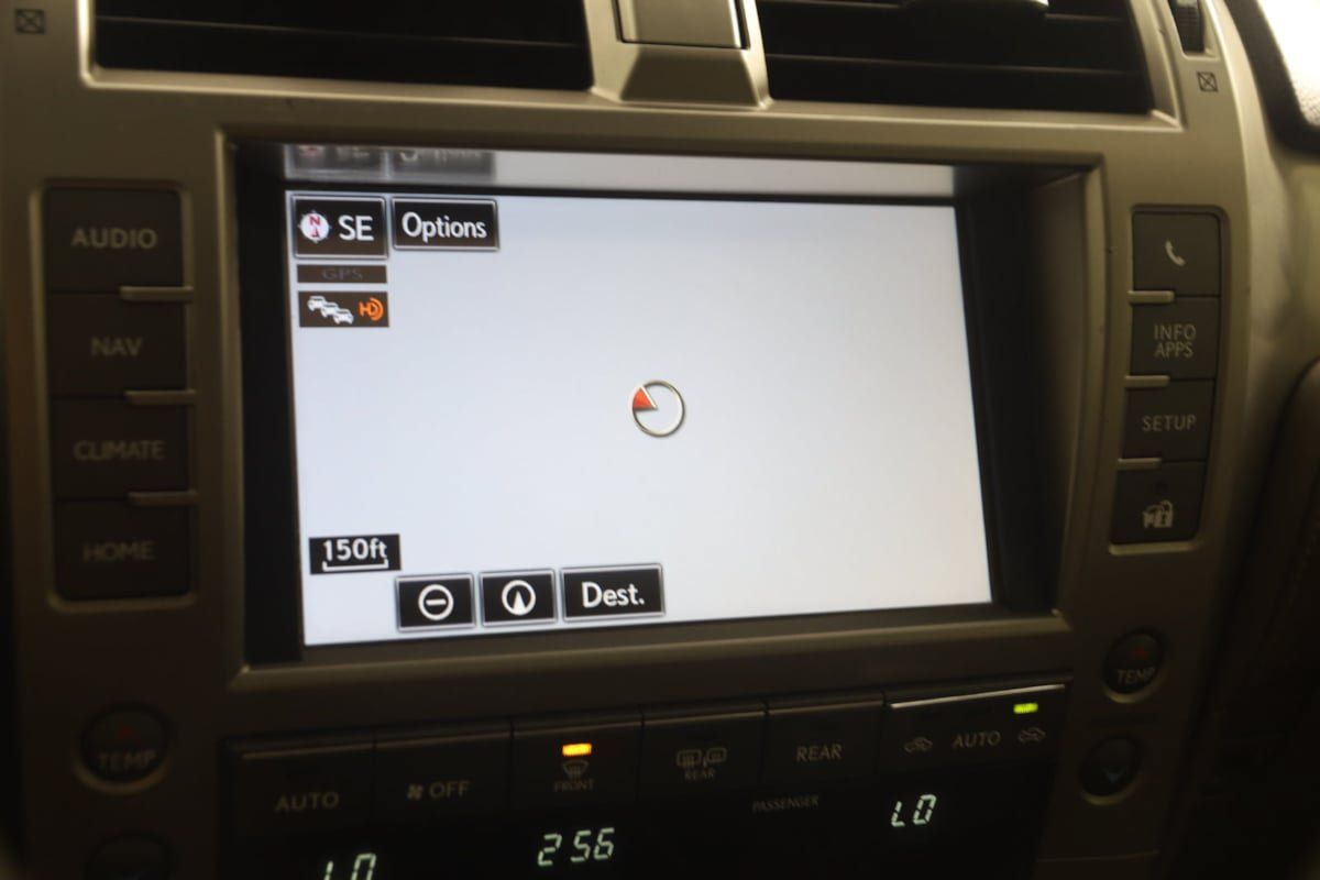 Used 2015 Lexus GX 460 Luxury AWD/4WD image 9