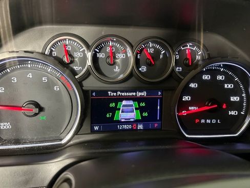 Used 2022 Chevrolet Silverado 1500 LT Trail Boss AWD/4WD image 22