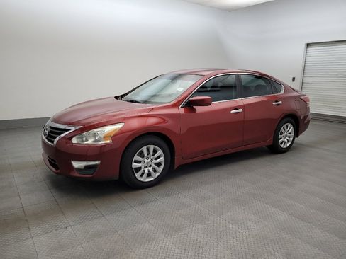 Used 2015 Nissan Altima 2.5 S w/ Power Driver Seat Package FWD image 2