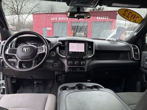 Used 2022 RAM 2500 Big Horn w/ Cold Weather Group image 14