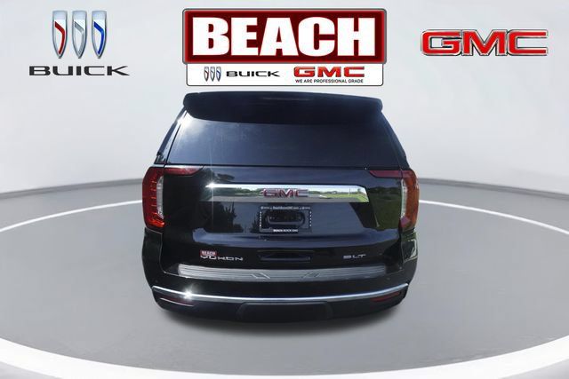 Used 2023 GMC Yukon SLT AWD/4WD image 4