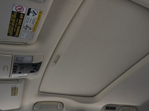 Used 2015 Lexus GX 460 image 24