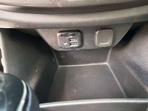 Used 2020 Chevrolet Traverse LT w/ LT Premium Package AWD/4WD image 29
