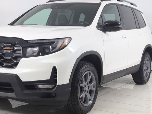 Used 2024 Honda Passport TrailSport image 49