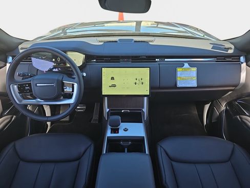 New 2026 Land Rover Range Rover Long Wheelbase SE AWD/4WD image 9