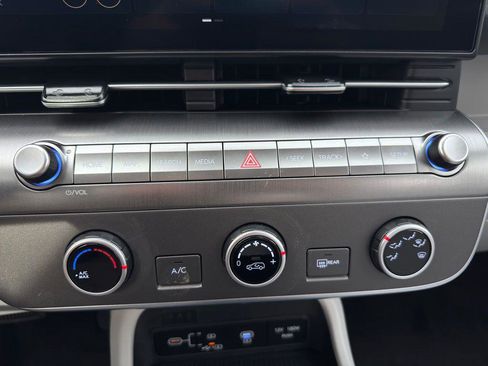 New 2026 Hyundai Kona SE AWD/4WD image 22