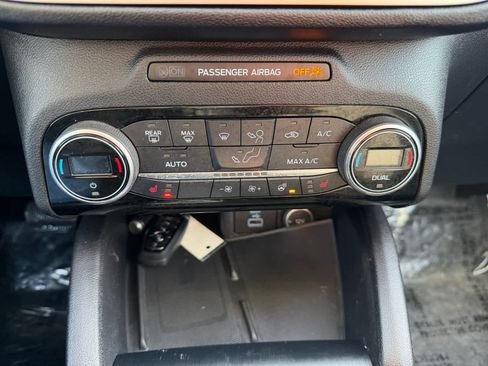 Used 2021 Ford Escape SEL w/ SEL Stealth AWD Package image 23