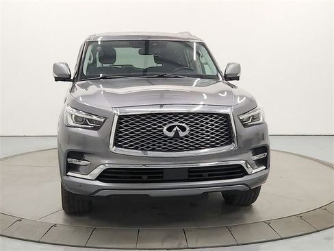 Used 2019 INFINITI QX80 Luxe image 2