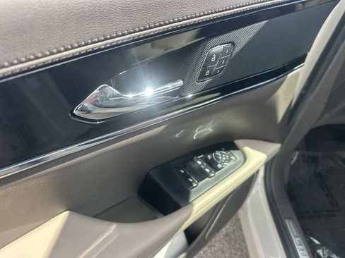 Certified 2023 Lincoln Nautilus FWD w/ Premium Package image 19