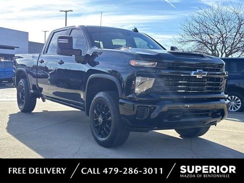 Used 2025 Chevrolet Silverado 2500 Custom w/ Custom Value Package image 1